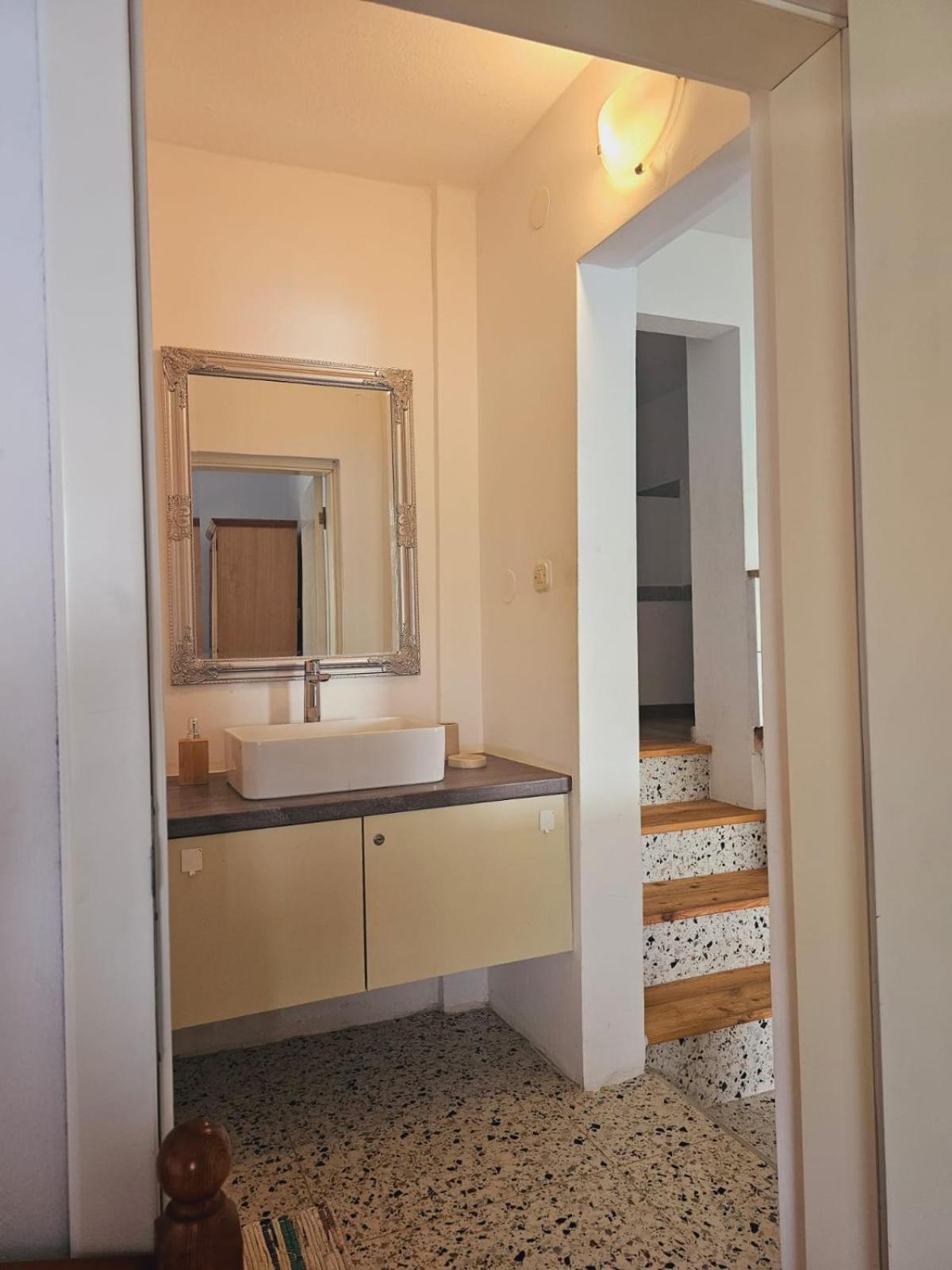 Apartment Larisa *